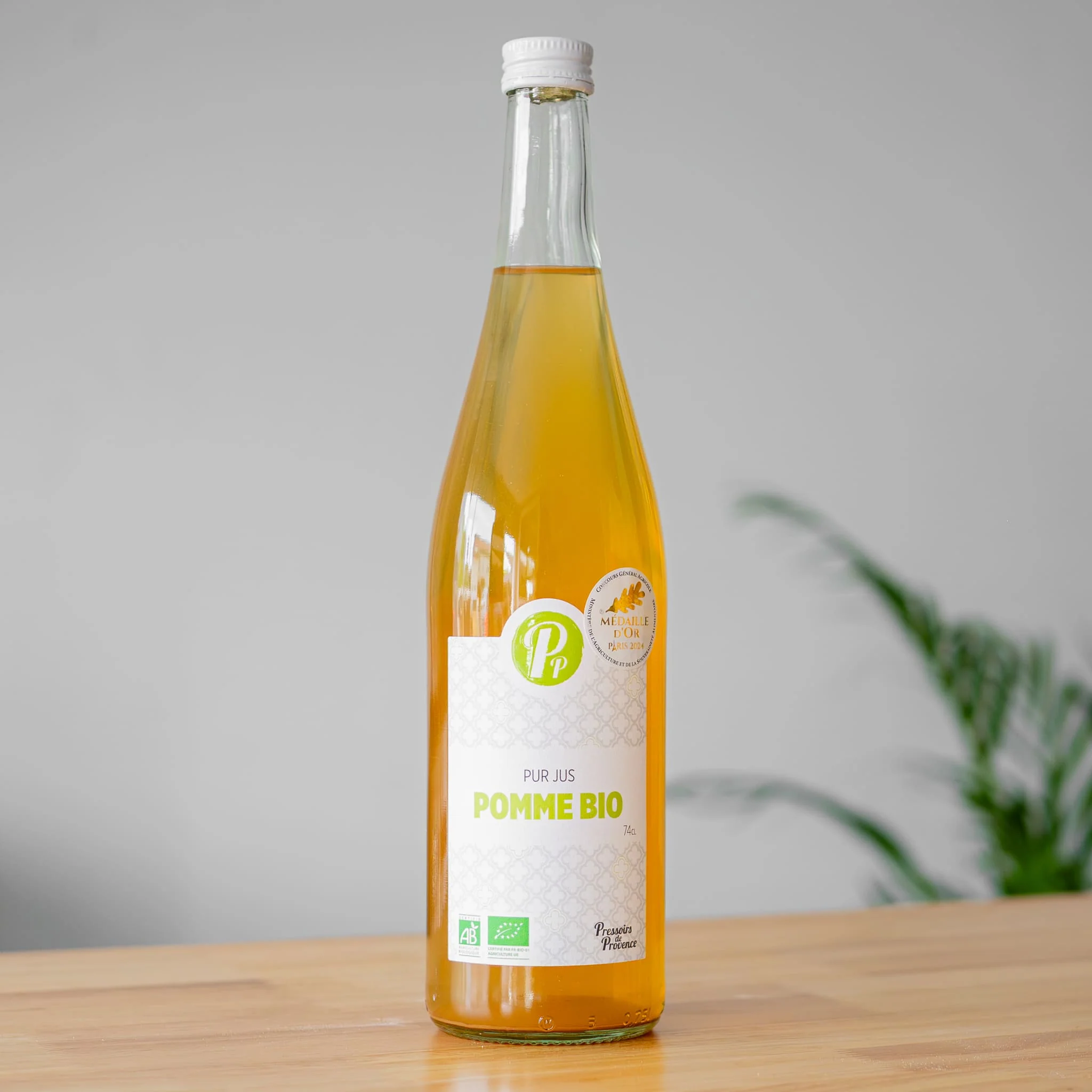 đ Pur Jus de Pomme Bio â 74 cl
