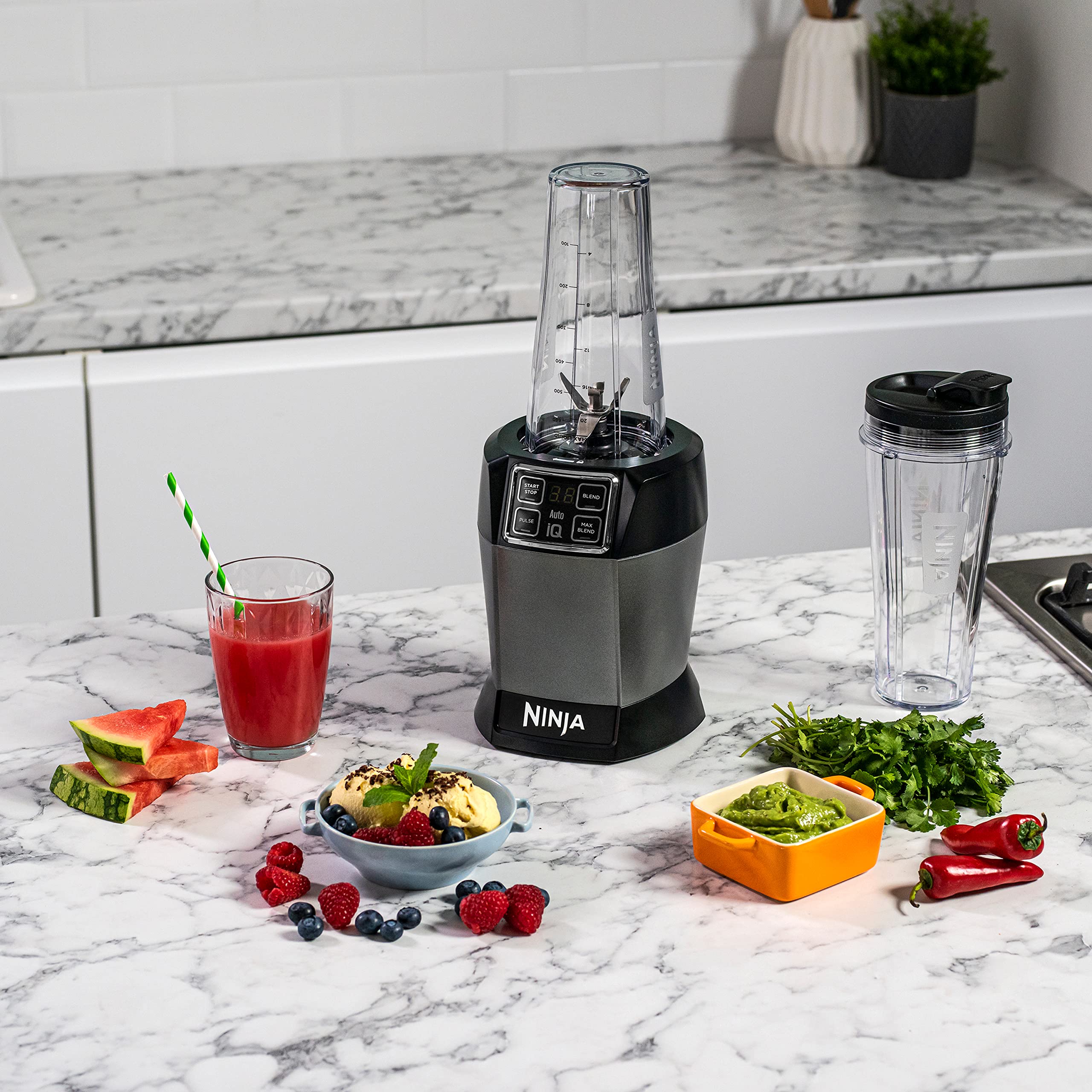 Ninja 2-en-1 Blender avec 3 programmes automatiques, mixeur avec 4 réglages manuels, bol de 2,1 L et tasse de 700 ml, 1200 W, pièces lavables en lave-vaisselle, Auto-iQ, noir BN750EU - Image 12
