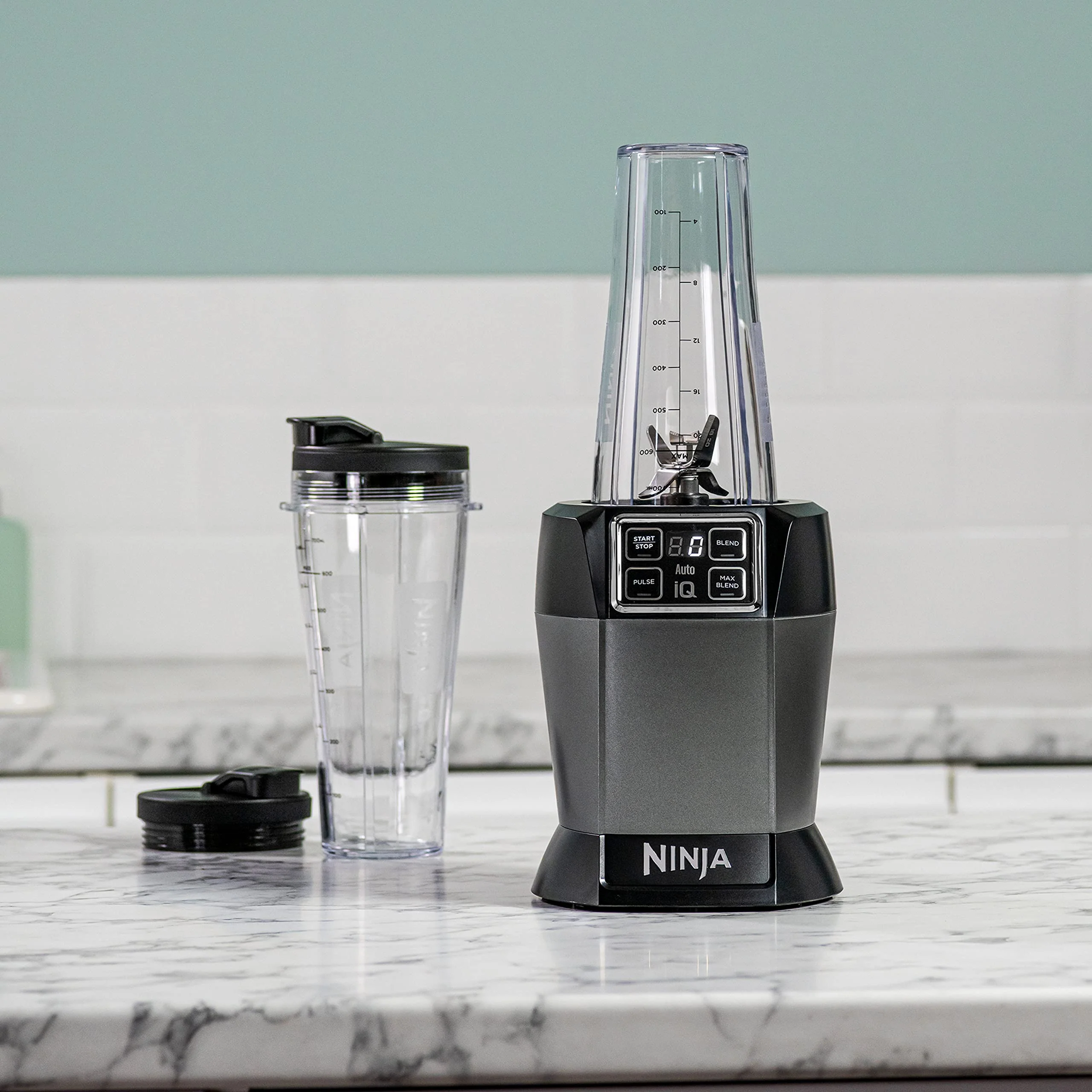 Ninja 2-en-1 Blender avec 3 programmes automatiques, mixeur avec 4 réglages manuels, bol de 2,1 L et tasse de 700 ml, 1200 W, pièces lavables en lave-vaisselle, Auto-iQ, noir BN750EU - Image 19