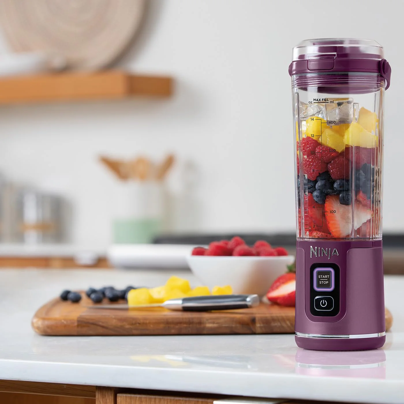 Ninja Blast Blender portable, 530 ml, couvercle résistant aux fuites et bec verseur, mini mixeur sans fil puissant, rechargeable, mixe smoothies, shakes protéinés et glaçons, Noir, BC151EUBK - Image 11