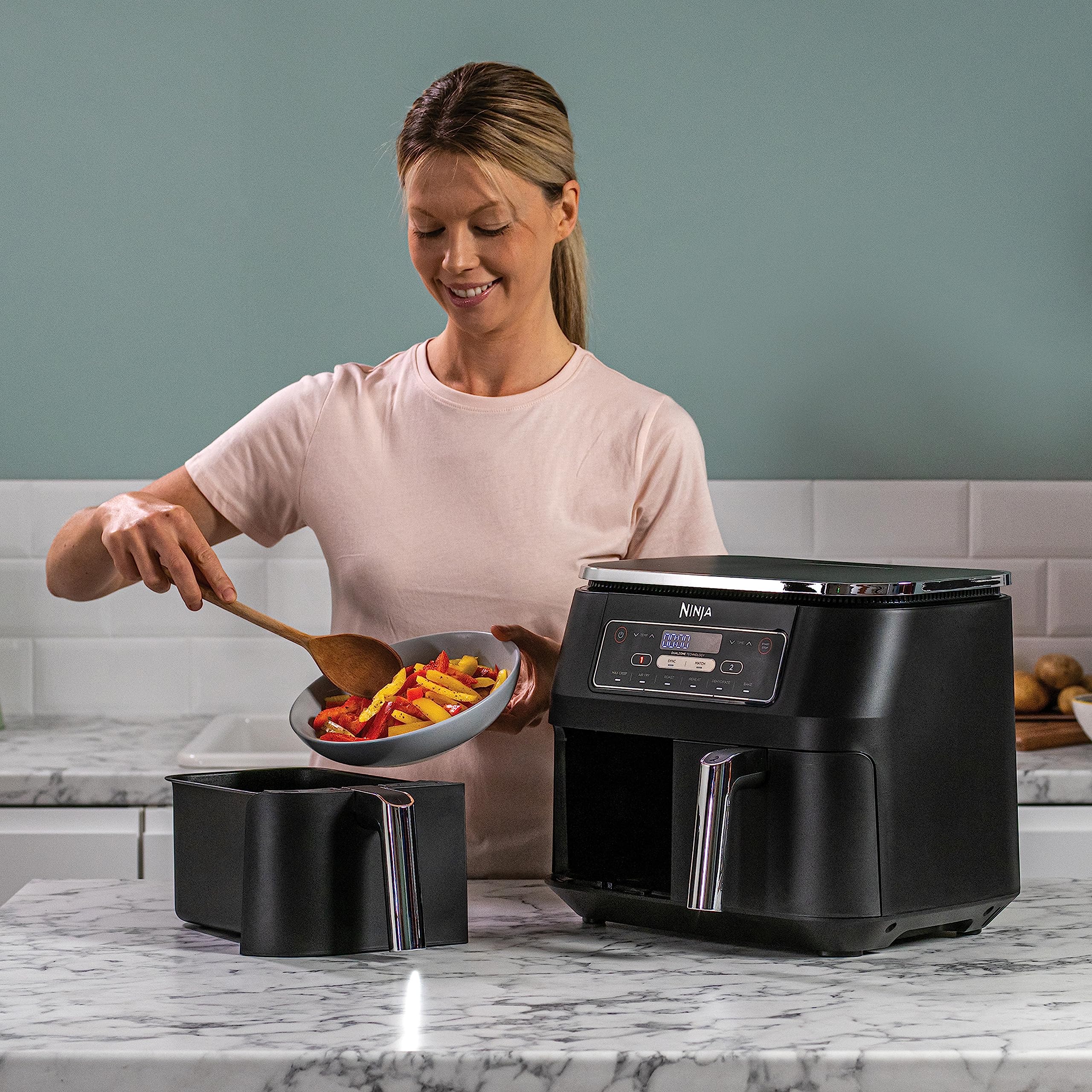 NINJA Foodi FlexDrawer Air Fryer, Dual Zone Avec Séparateur Amovible, Grand Tiroir de 10.4 L, 7-en-1, Double Zone, Sans Huile, Pièces Antiadhésives Compatibles Au Lave-Vaisselle, Noir AF500EU - Image 54