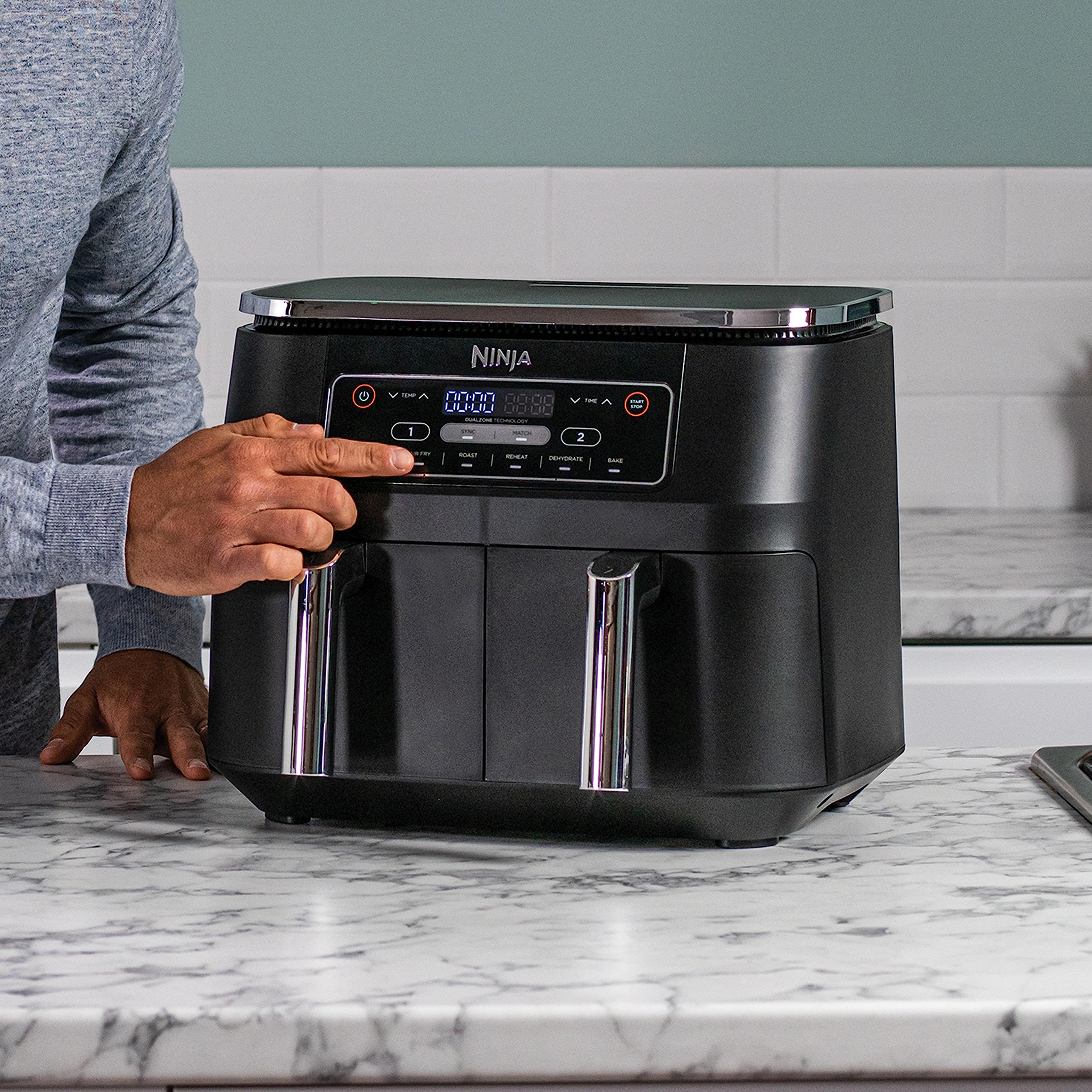 NINJA Foodi FlexDrawer Air Fryer, Dual Zone Avec Séparateur Amovible, Grand Tiroir de 10.4 L, 7-en-1, Double Zone, Sans Huile, Pièces Antiadhésives Compatibles Au Lave-Vaisselle, Noir AF500EU - Image 55