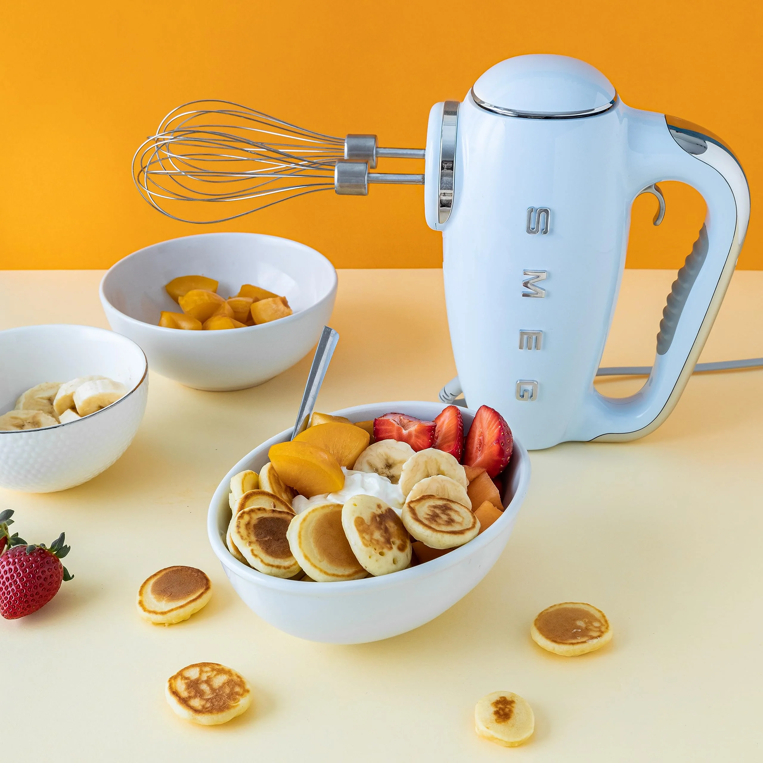 Smeg HMF01BLEU Batteur Électrique – 9 Vitesses, Fonction Turbo, Accessoires & Écran LED - Image 30