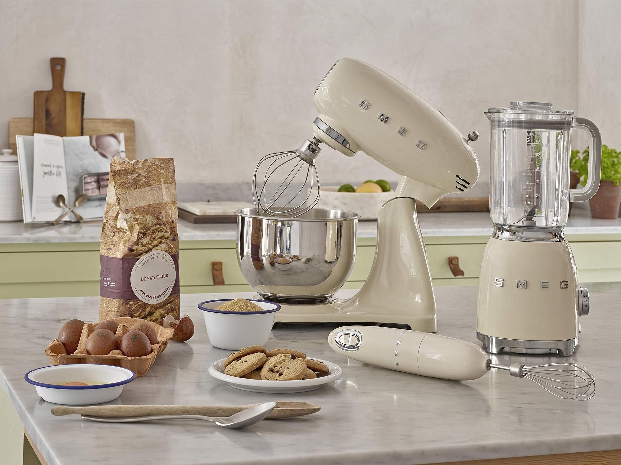 Smeg Robot Pâtissier SMF03CREU – 4,8 L, 10 Vitesses, Mouvement Planétaire & Démarrage Progressif - Image 16