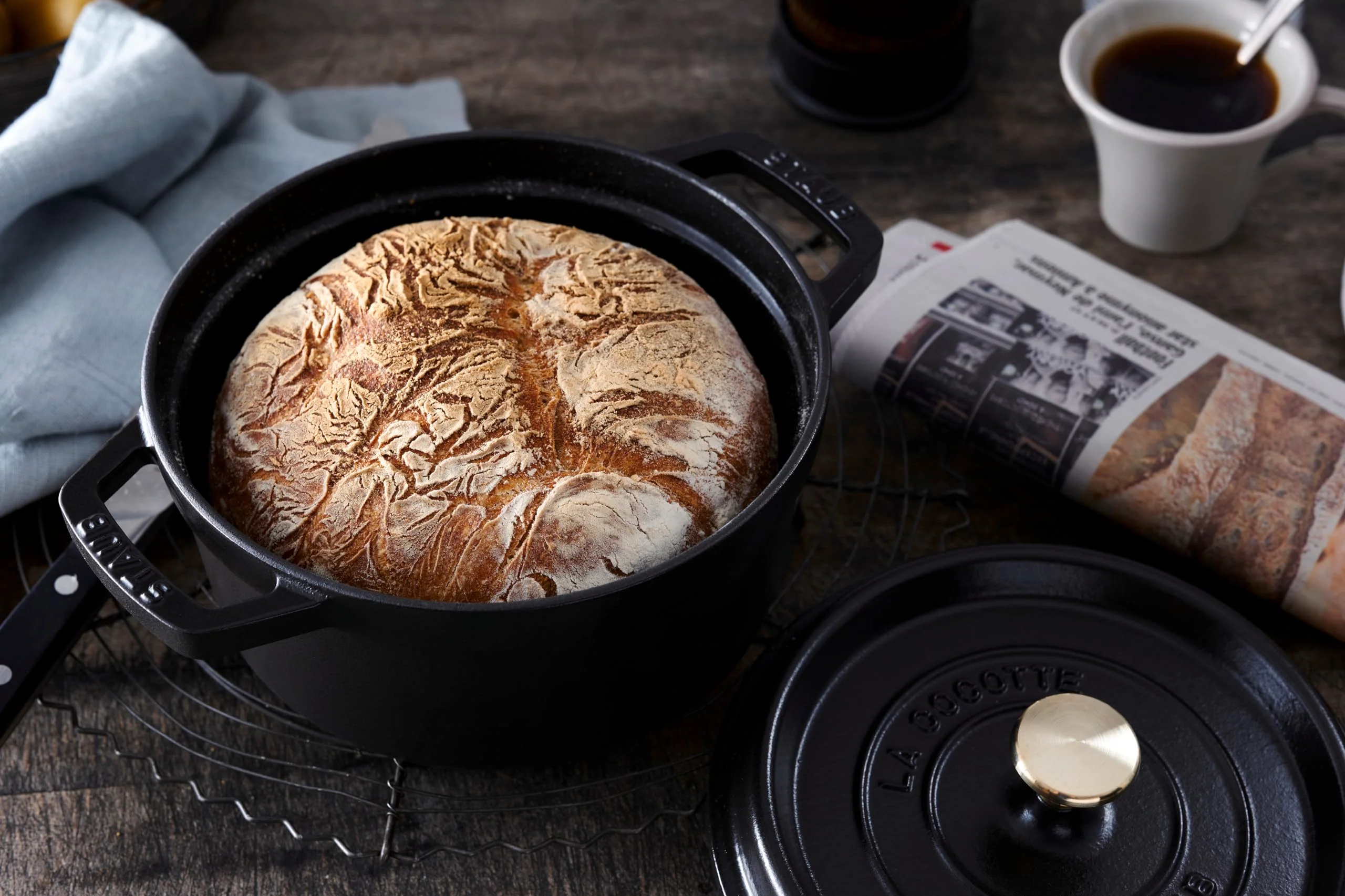 Cocotte Ronde STAUB 28 cm – Fonte Émaillée « Cerise » 6,7 L - Image 71